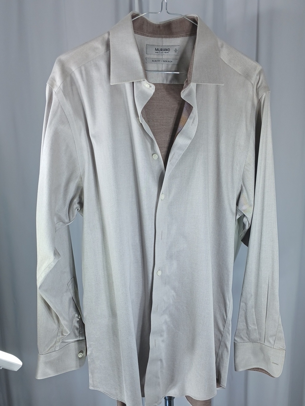 Murano Men's Light Brown Long-Sleeve Dress Shirt